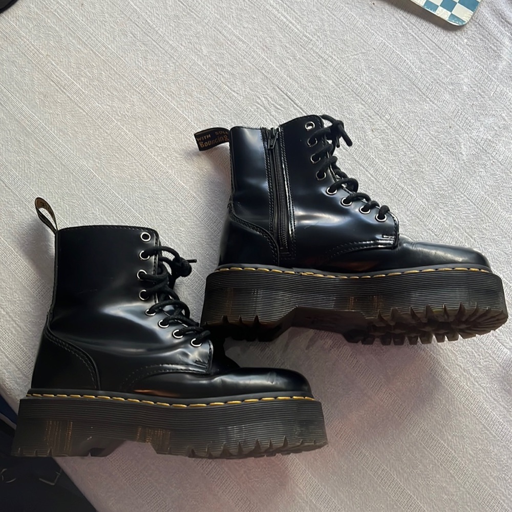 Dr. Martens Jadon Smooth Leather Platform Boots Women Size 5